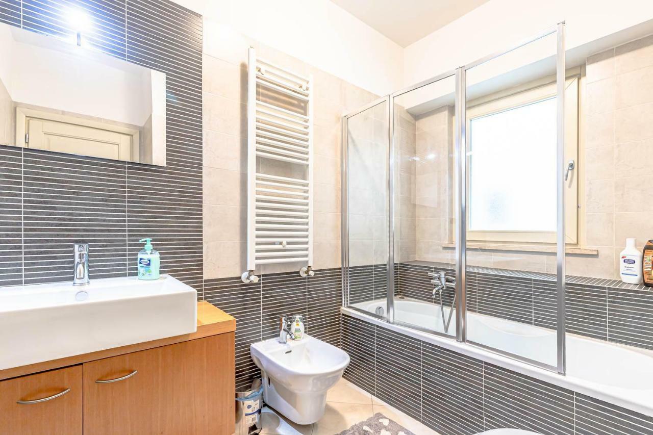 Rocco'S Holidays Apartment Roma Ngoại thất bức ảnh