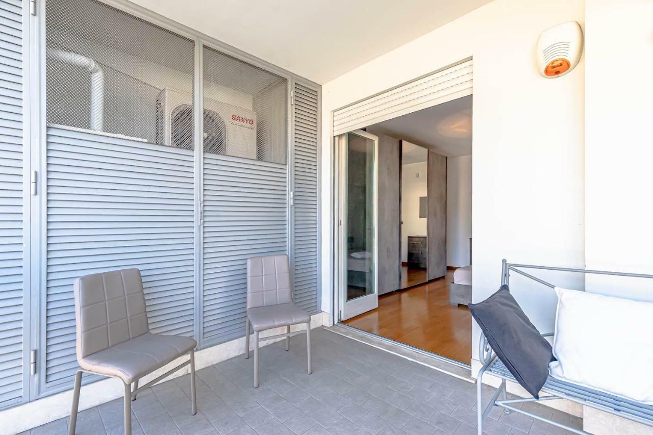 Rocco'S Holidays Apartment Roma Ngoại thất bức ảnh
