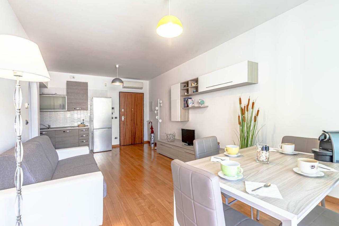 Rocco'S Holidays Apartment Roma Ngoại thất bức ảnh